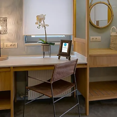 Koum Kapi Boutique *